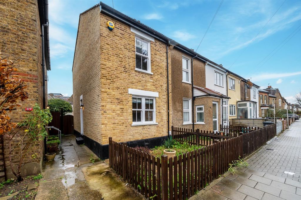 Property photo 2 of 17 External