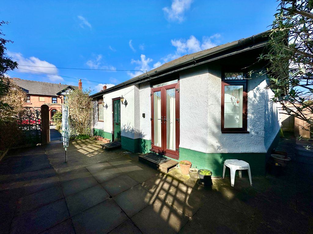 Property photo 3 of 14 3. Side.Jpg