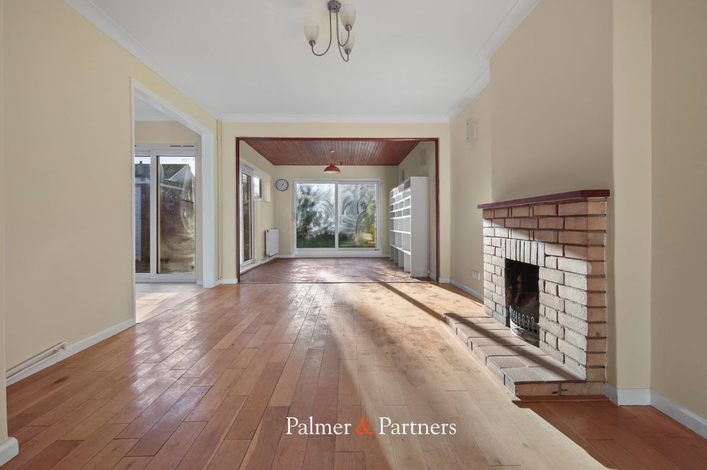 Property photo 3 of 13 Reception Room