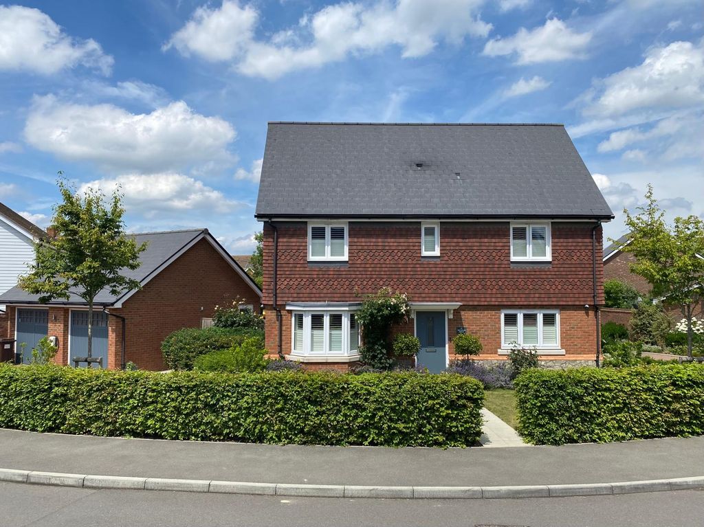Property photo 1 of 46