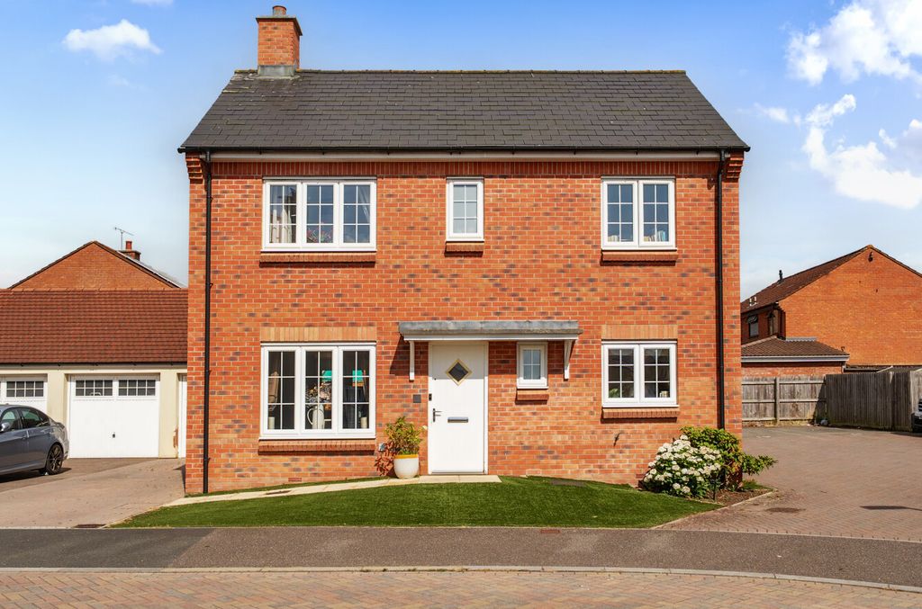 Property photo 1 of 13 Front