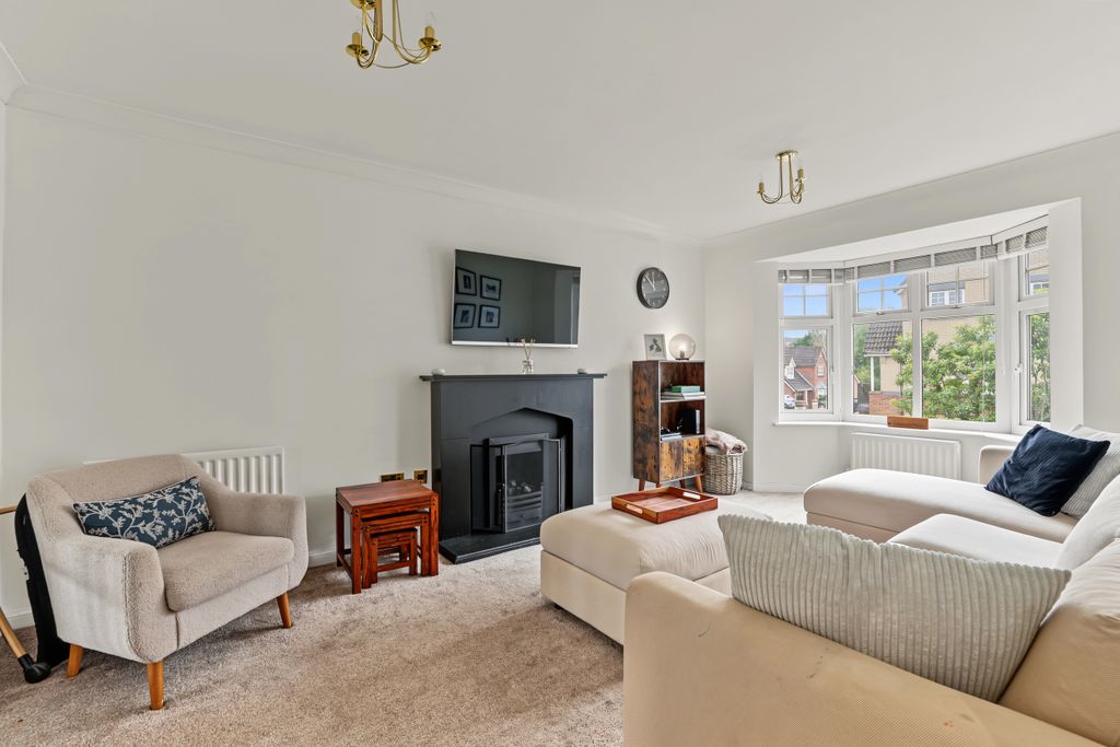 Property photo 2 of 41