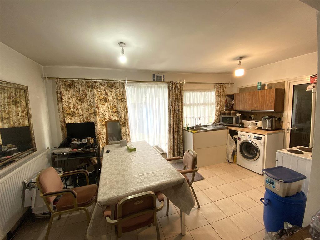 Property photo 3 of 13 Img_8056.Jpg