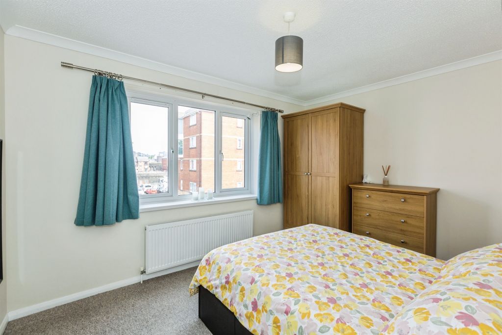 Property photo 2 of 15 Exterior