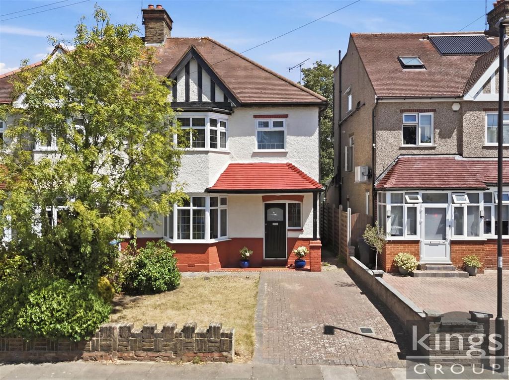 Property photo 1 of 30