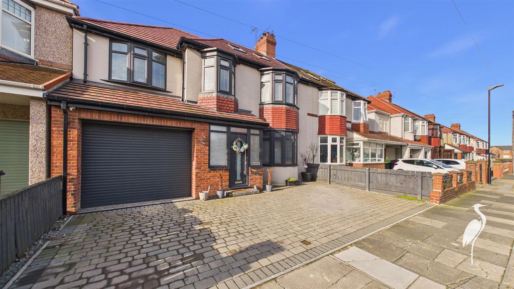 Property photo 1 of 40