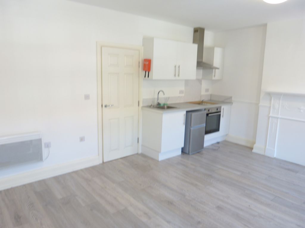Property photo 2 of 6 Gallery
