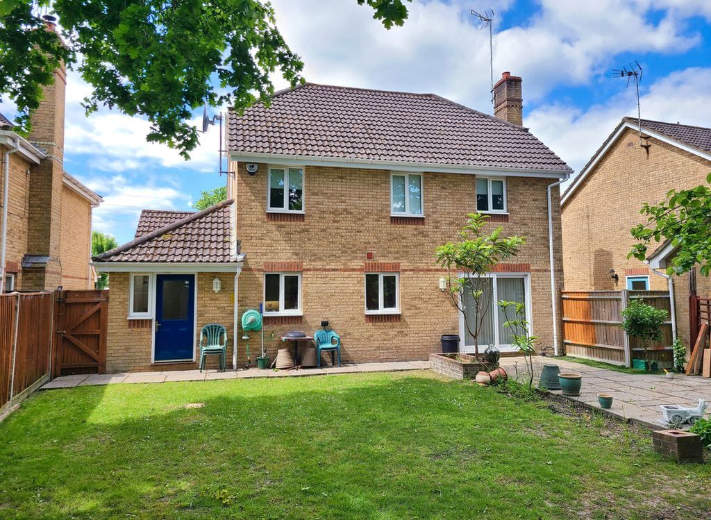 Property photo 3 of 28