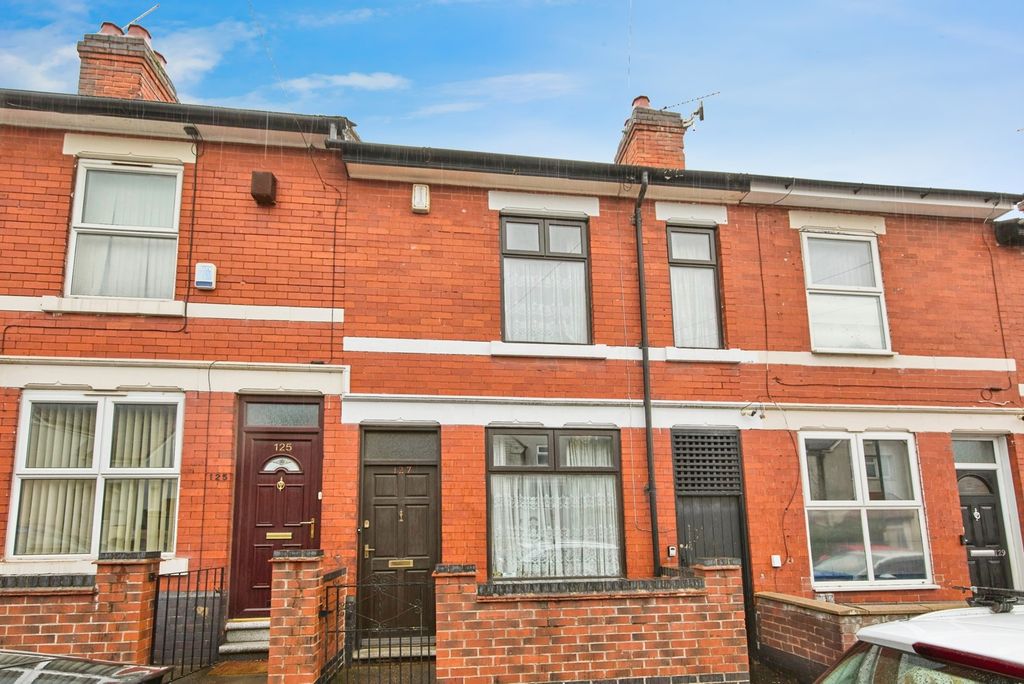 Property photo 1 of 17 Front