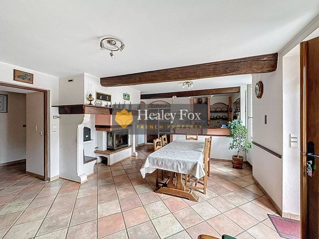 Property photo 3 of 18