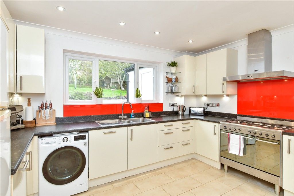 Property photo 1 of 24 Kitchen