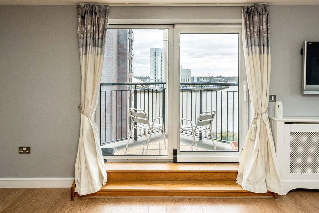 Property photo 2 of 10 Picture No. 03