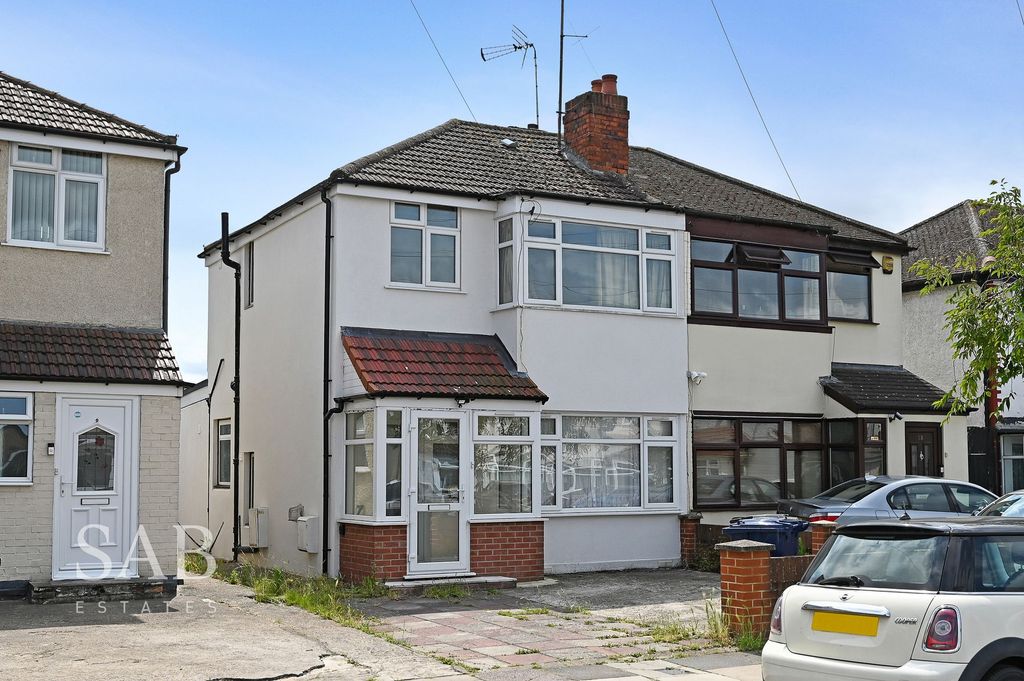 Property photo 1 of 11