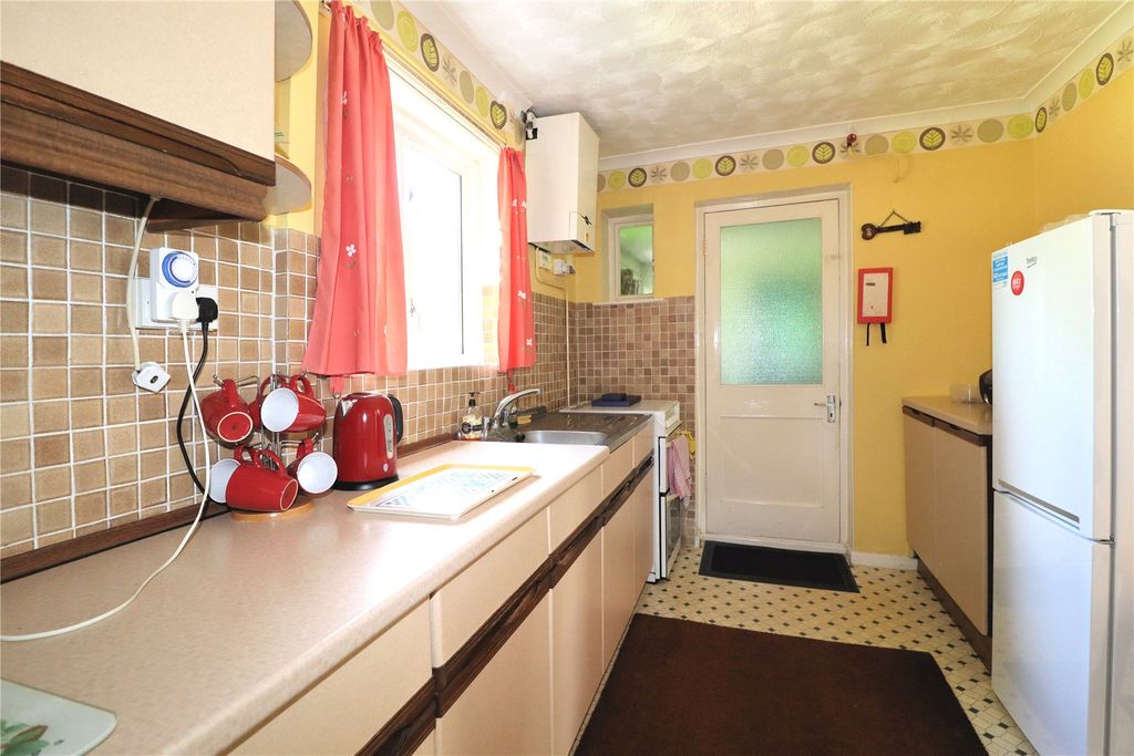 Property photo 3 of 11 Picture No. 06