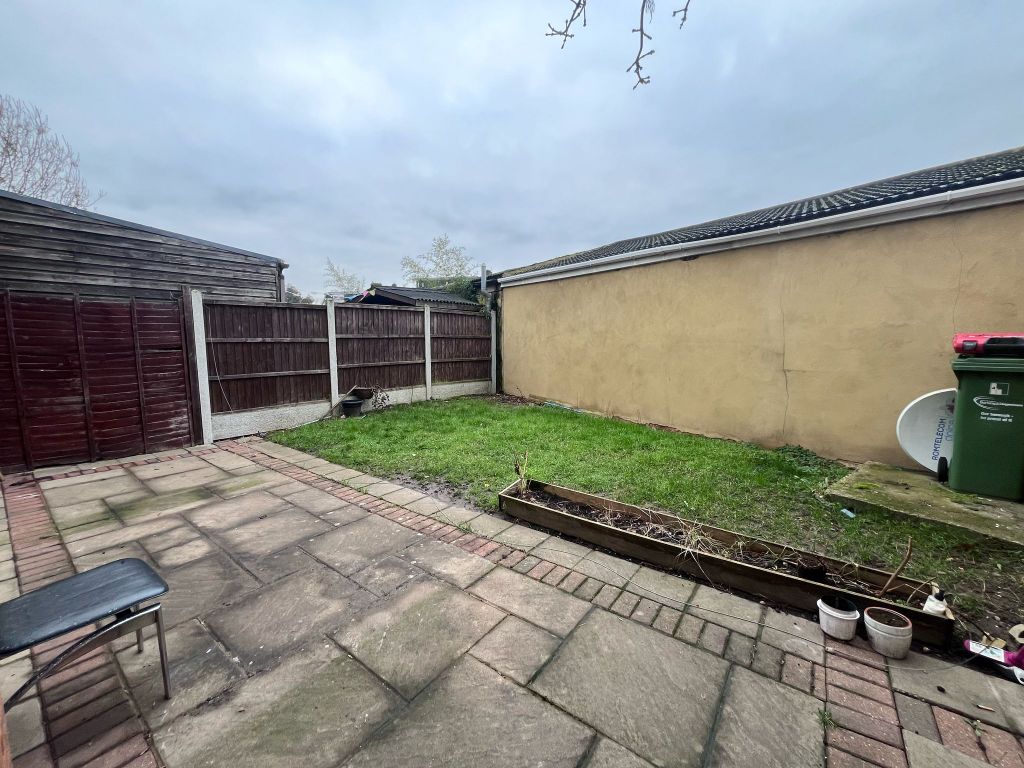 Property photo 3 of 7