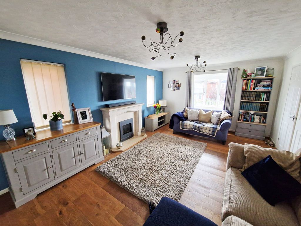Property photo 2 of 16