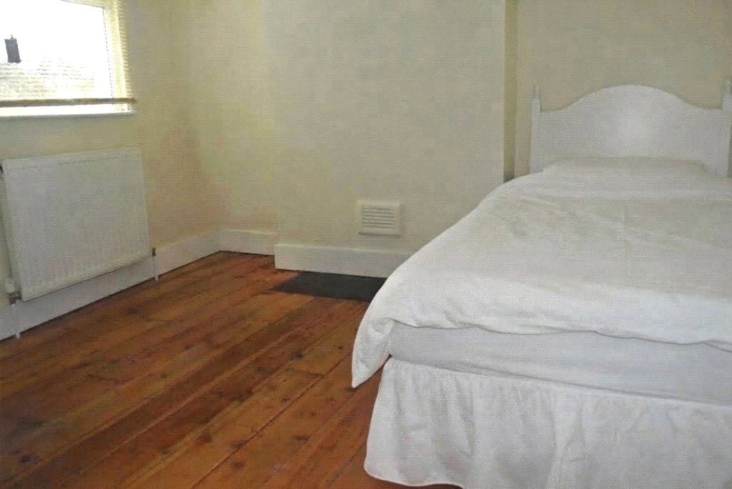 Property photo 3 of 7 Picture No. 01