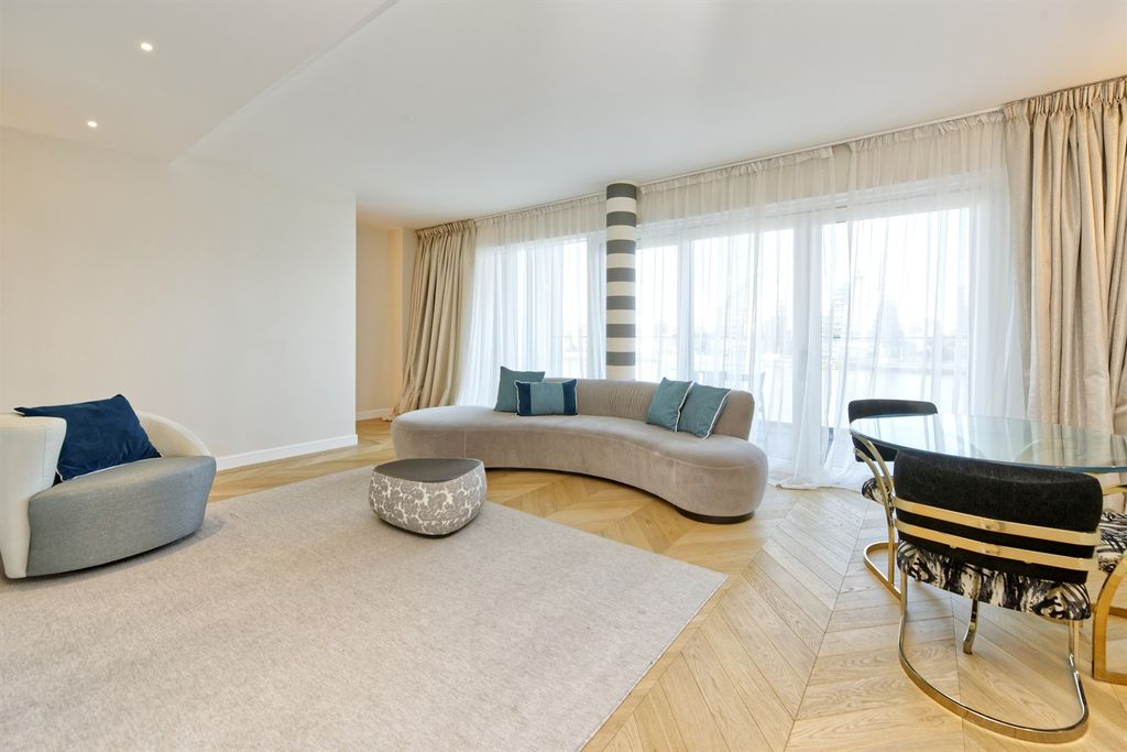 Property photo 1 of 10 (Main)