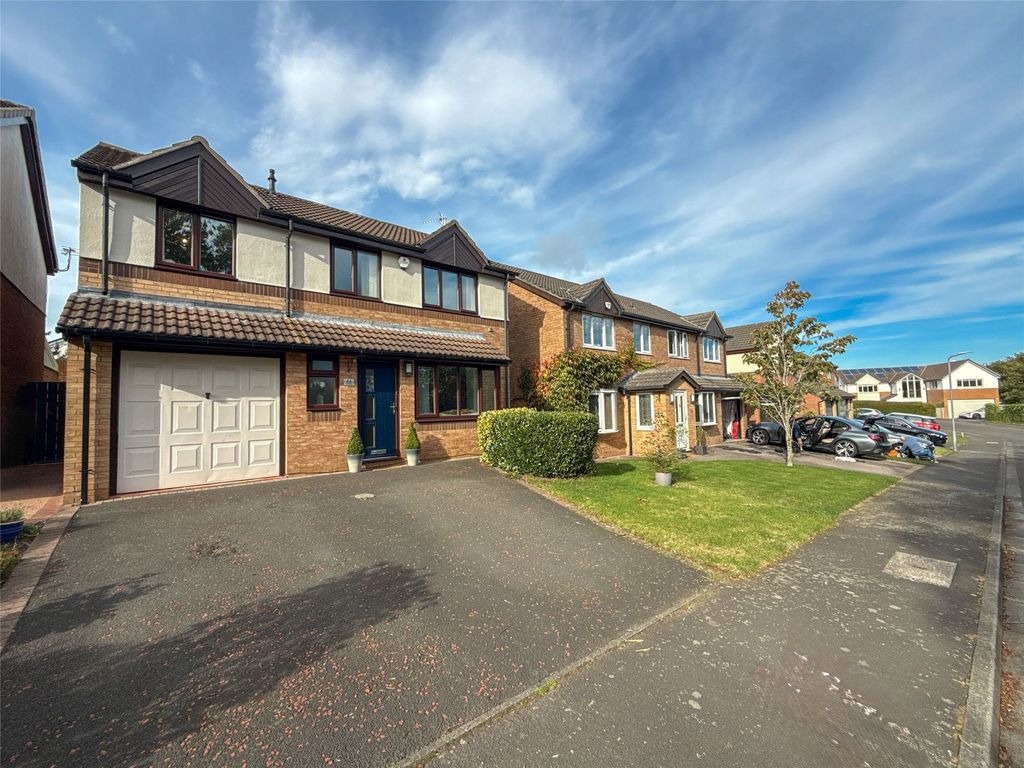 Property photo 1 of 15 External