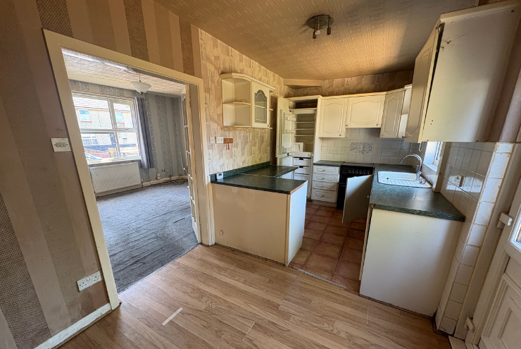 Property photo 3 of 8