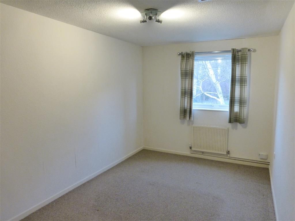 Property photo 3 of 5 Bedroom 1