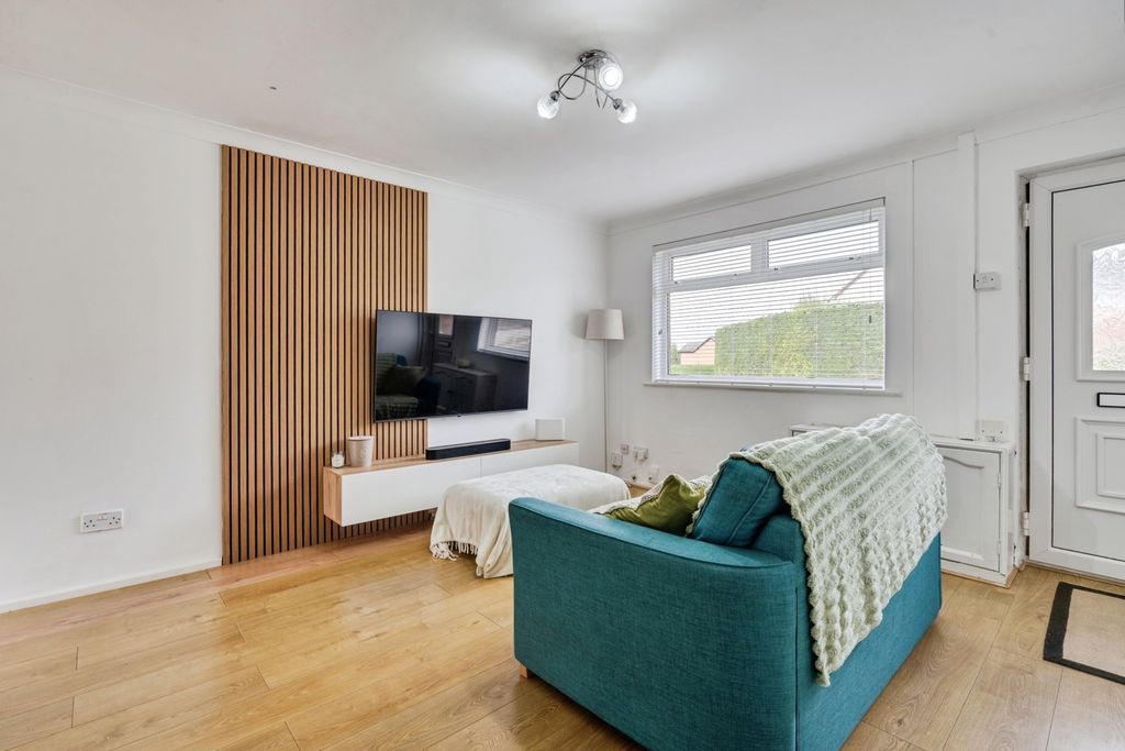 Property photo 2 of 19 Pbox-Img.Jpg