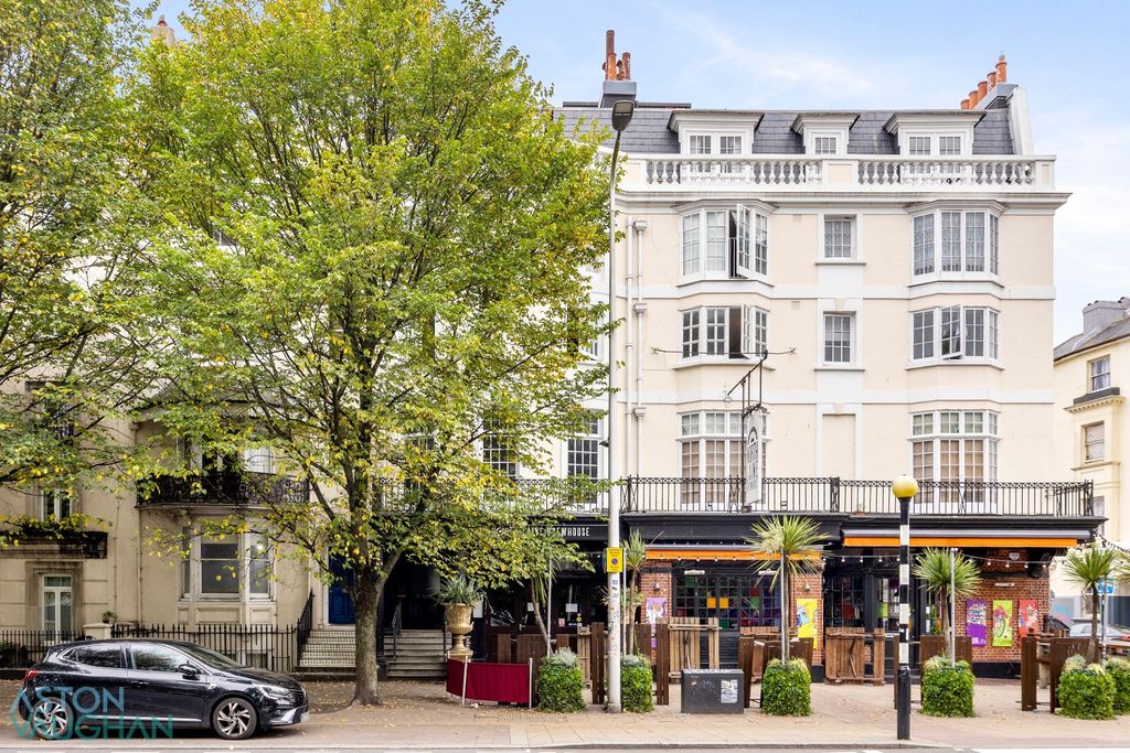 Property photo 2 of 11 4600802