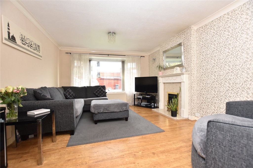 Property photo 3 of 21 Picture No. 10