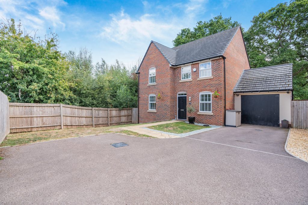 Property photo 1 of 31