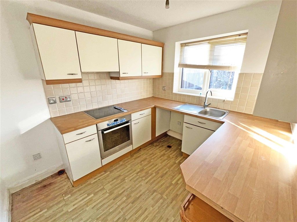 Property photo 3 of 5