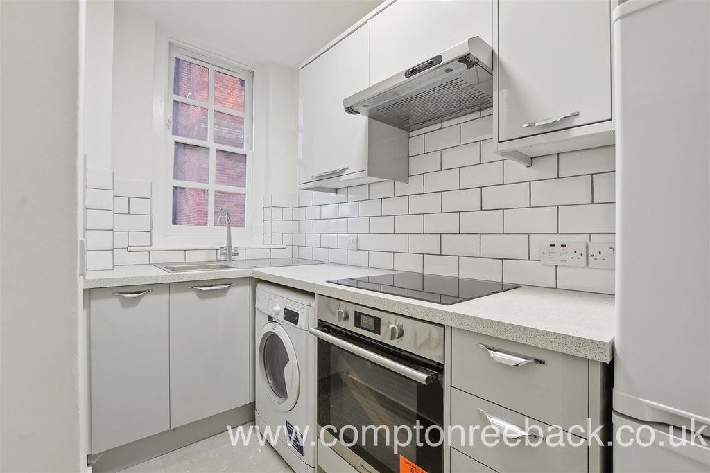 Property photo 2 of 8 Scott Ellis Gdns - Kitchen -Original (3).Jpg
