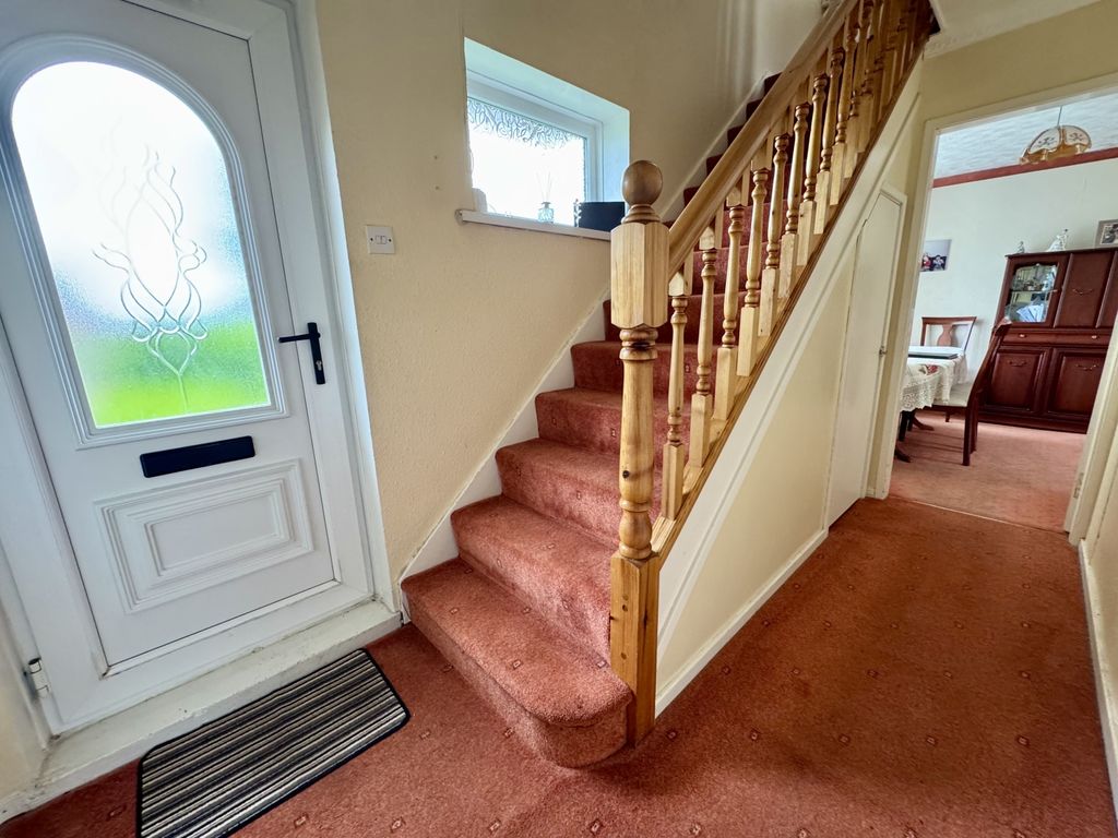 Property photo 2 of 19 Img_1209
