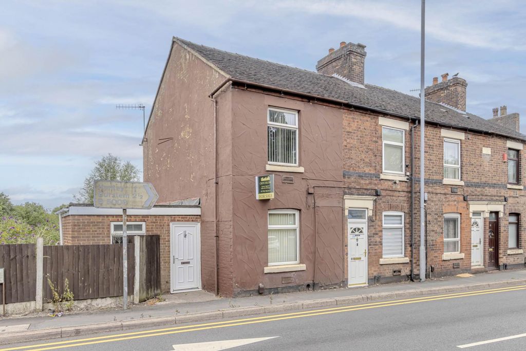 Property photo 2 of 19