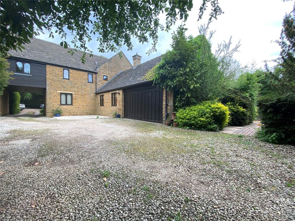 Property photo 2 of 40 Picture No. 83