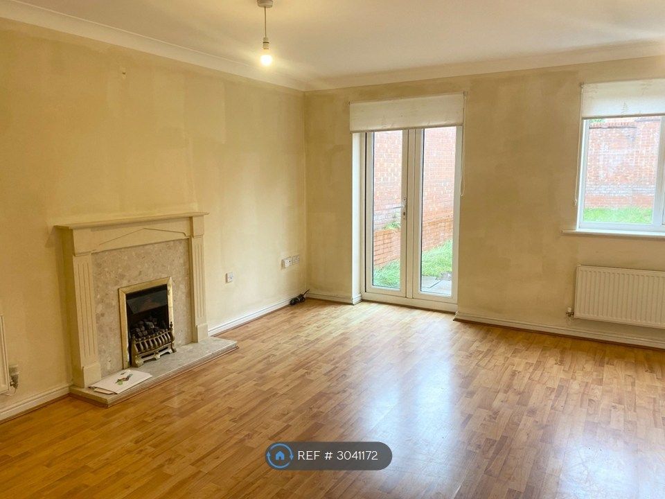 Property photo 3 of 4