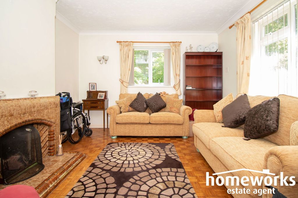 Property photo 3 of 29