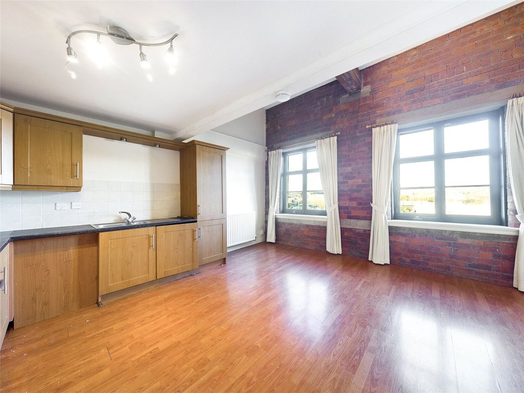 Property photo 2 of 9 Picture No. 07