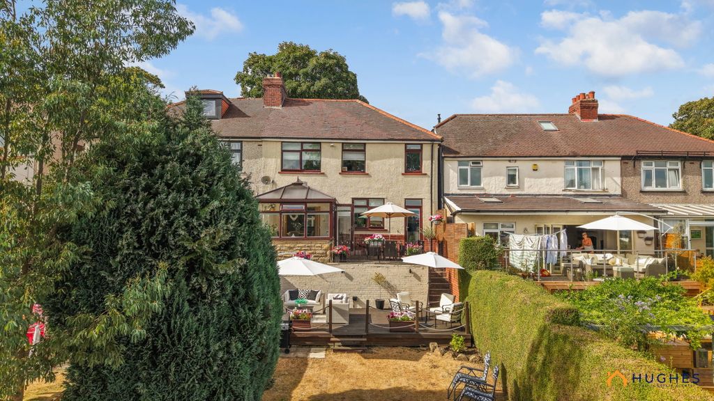 Property photo 1 of 34