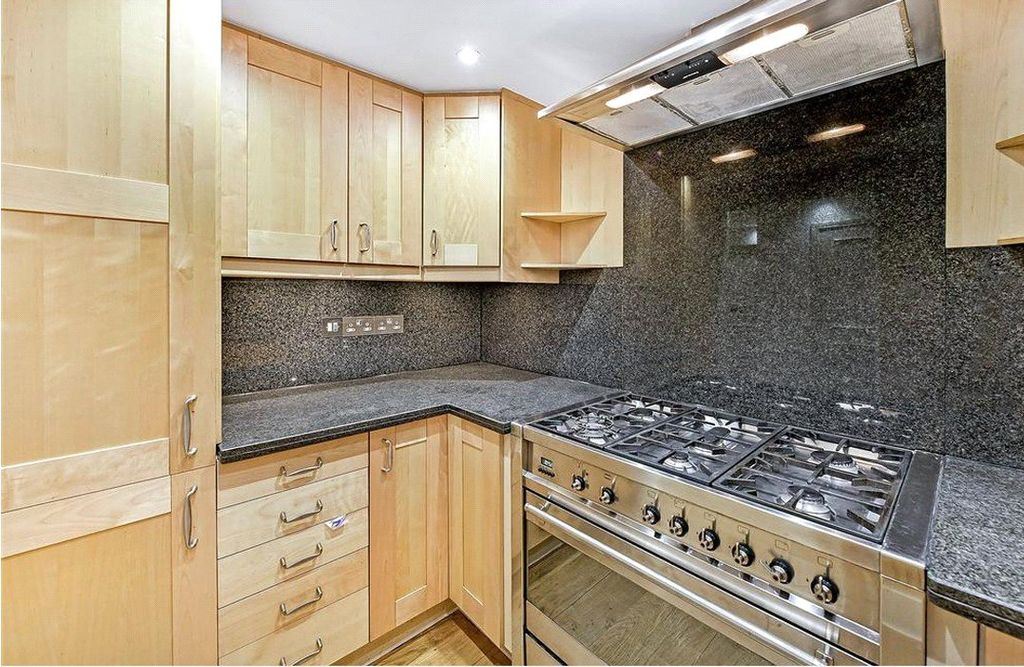 Property photo 2 of 11 Picture No. 07