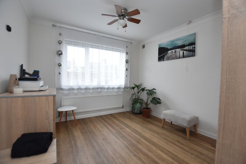 Property photo 3 of 19 Photo 10