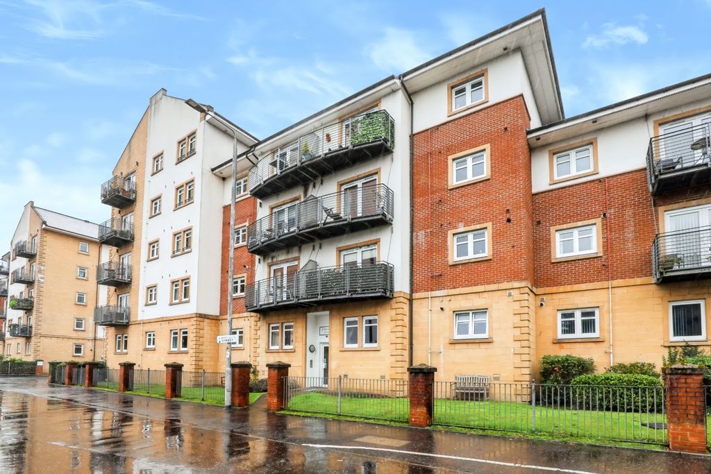 Property photo 1 of 19 Picture No. 22