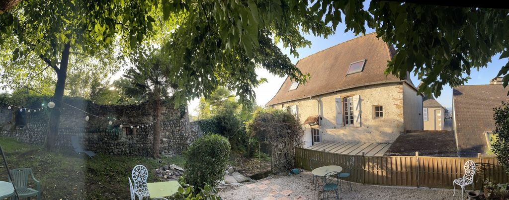 Property photo 2 of 16
