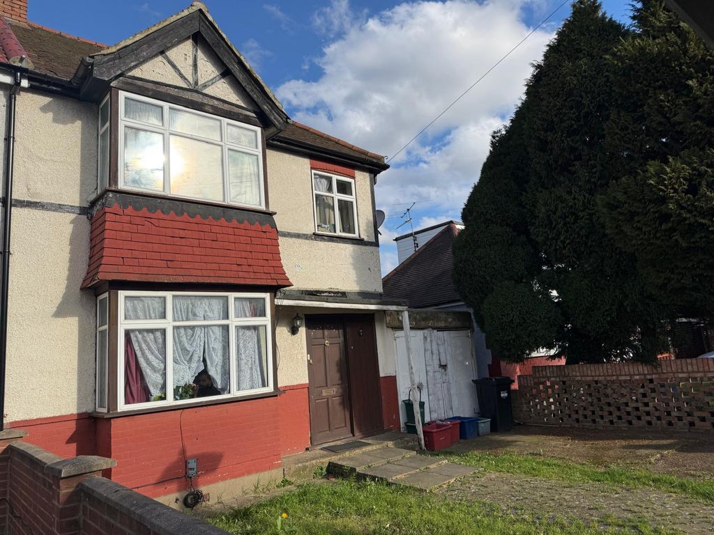 Property photo 3 of 3