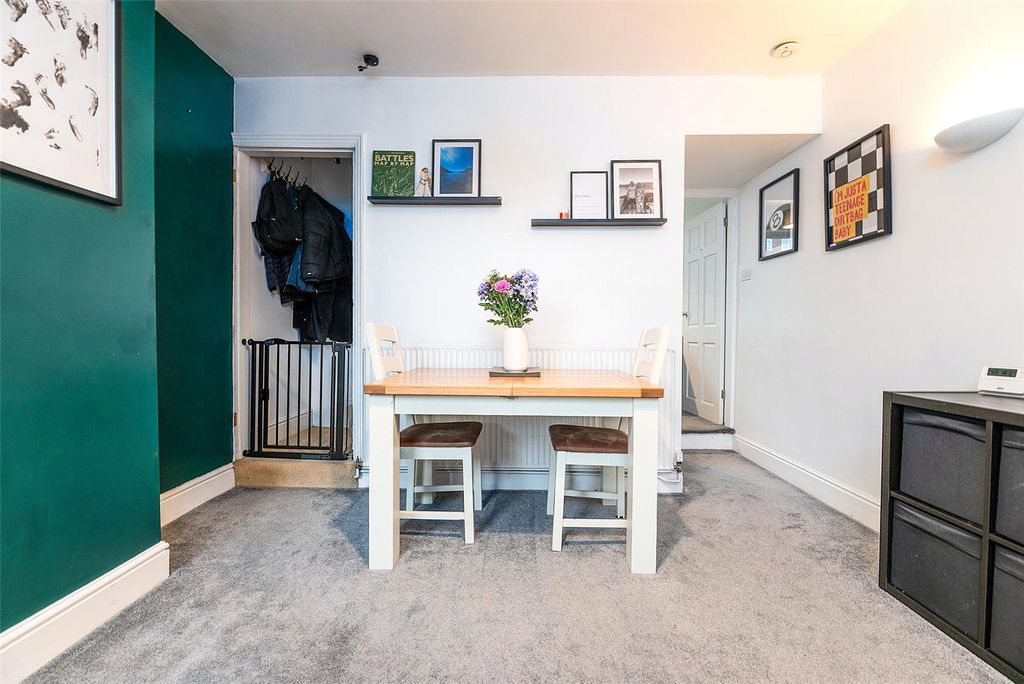 Property photo 3 of 21 Picture No. 21