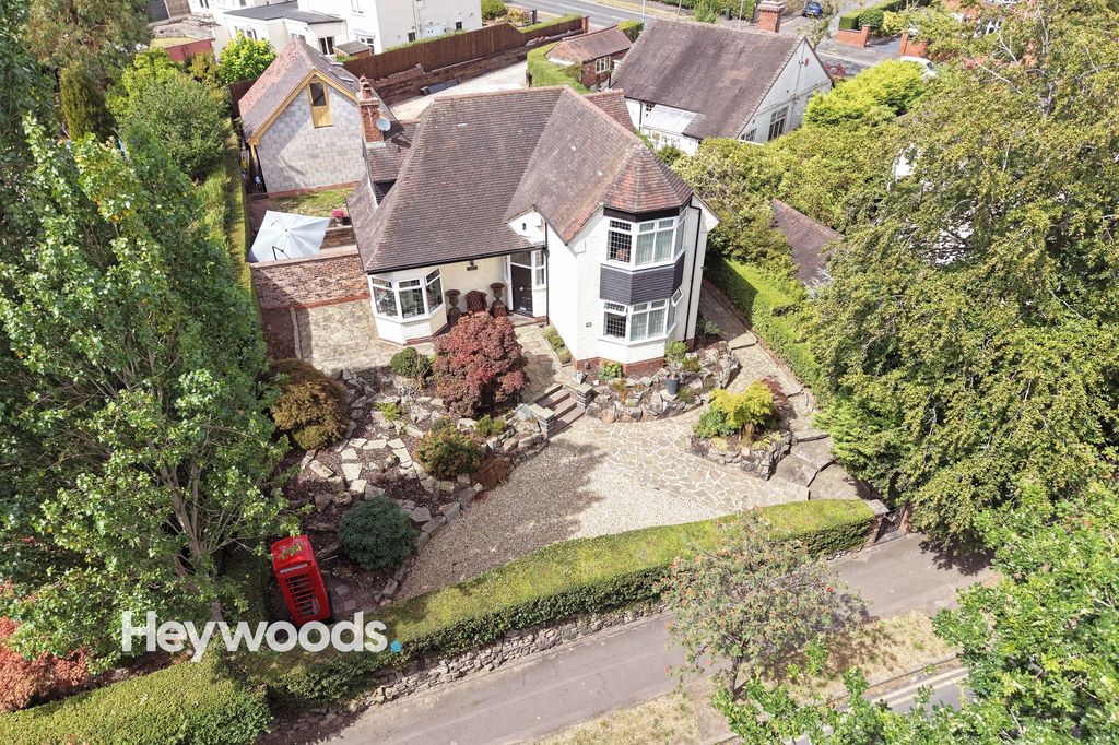 Property photo 1 of 59