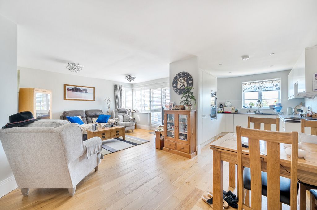Property photo 2 of 19 1493660-25-6A561B...