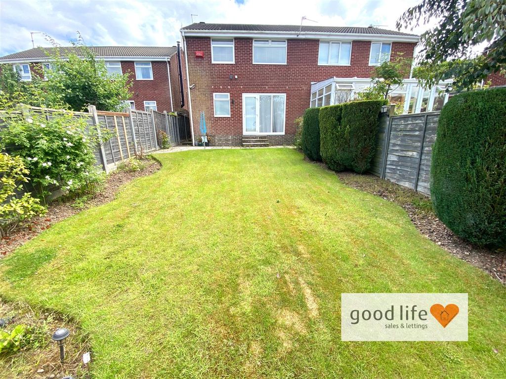 Property photo 3 of 15 20250617_140724191_Ios47Bishopsway.Jpg