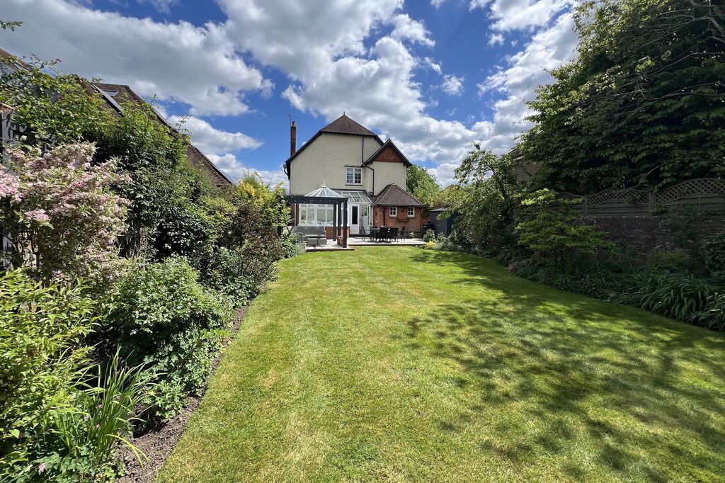 Property photo 3 of 23