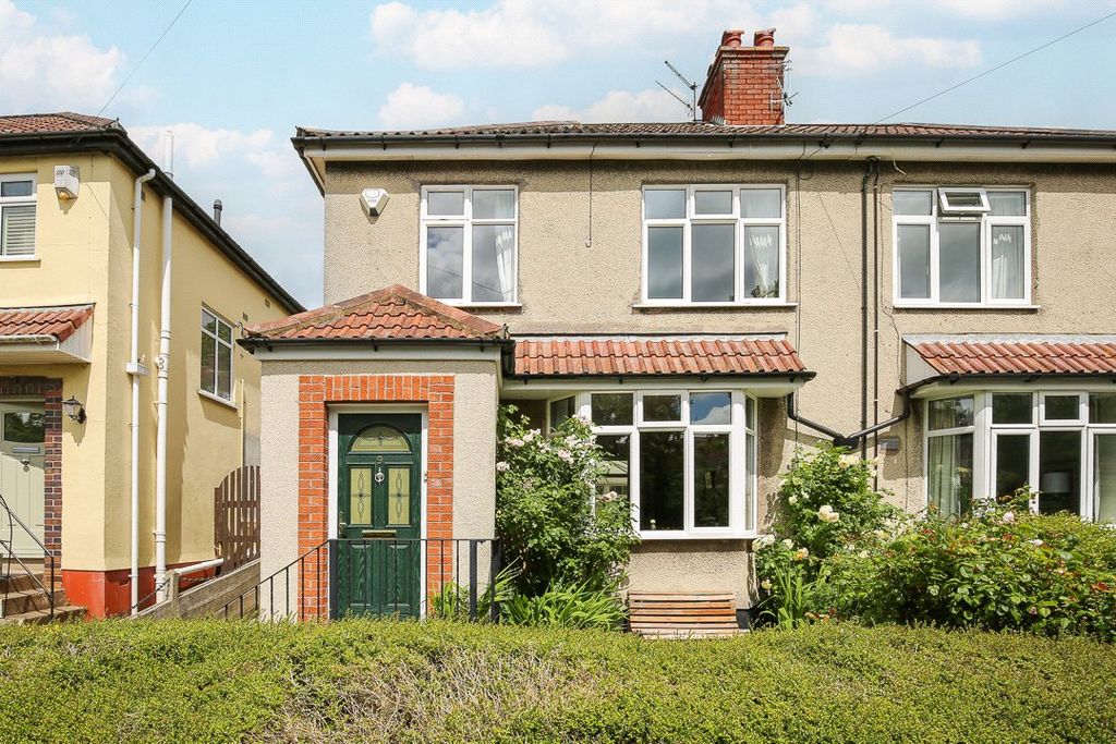 Property photo 1 of 27 Picture No. 03
