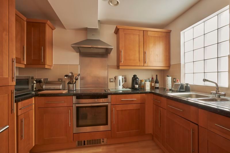 Property photo 2 of 13 Kitchen